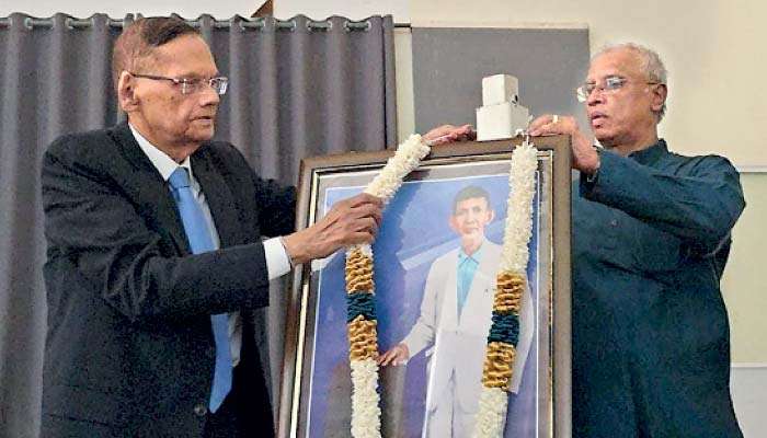 The federalist fantasy: Tamil political tragedy, Lankan political history