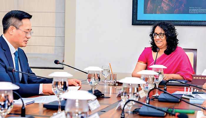 PM, new Chinese envoy discuss education, digital transformation push