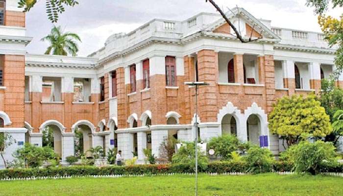 Royal College alumnus sends Open Letter to President Dissanayake alleging misuse of State assets