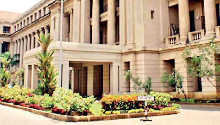 Govt. scraps public sector four-day week