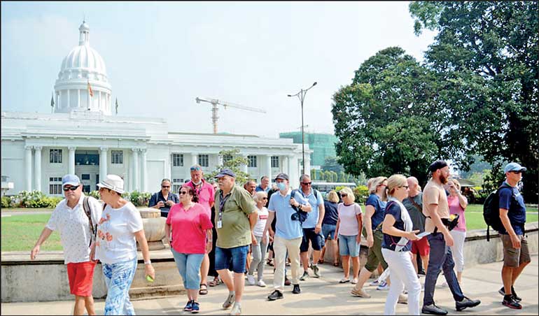 tourist arrivals to sri lanka may 2023