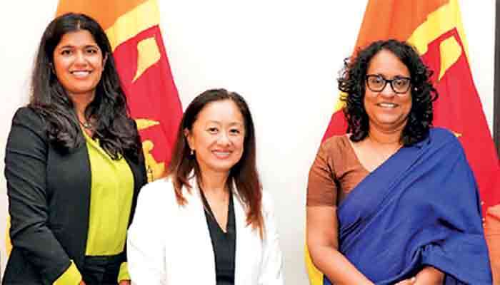 US envoy discusses collaboration on education with Prime Minister