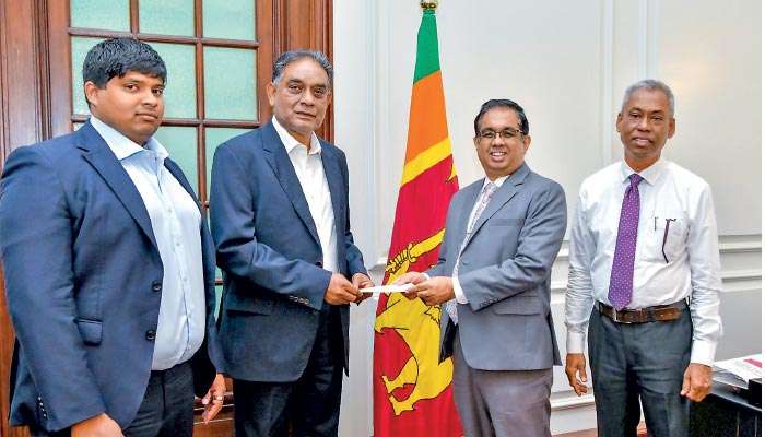 Senura Civil Engineering, Rank Container Terminals give Rs. 50 m to ‘Rebuilding Sri Lanka’ Fund