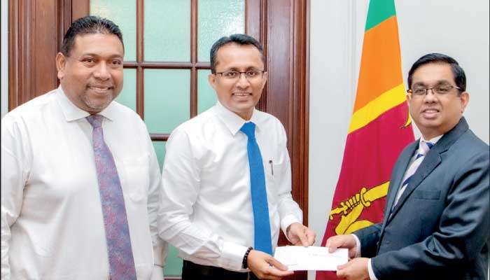 United Motors donates Rs. 10 m to ‘Rebuilding Sri Lanka’ Fund