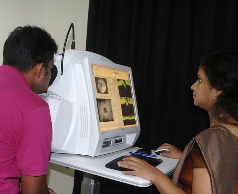 lead-Golden-Key-Hospitals-HD-3D-OCT-eye-testing-machine