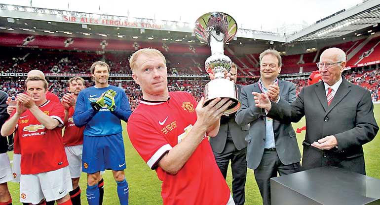 Manchester United Legends v Bayern Munich All Stars