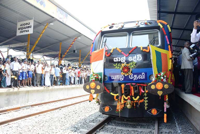 Inaugural-train-in-Pallai-Jaffna-opening