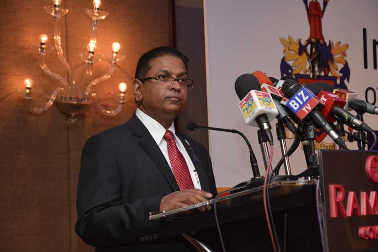 Outside-lead-1-Institute-of-Hospitality-Sri-Lanka-Chapter-Chairman-Sidath-Kodikara-Pic-by-Upul-Abayasekara