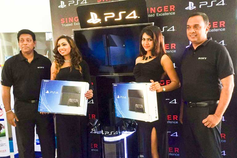 hamper-Singer-PS4-Launch