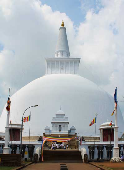 20-Ruwanwelisaya-Stupa