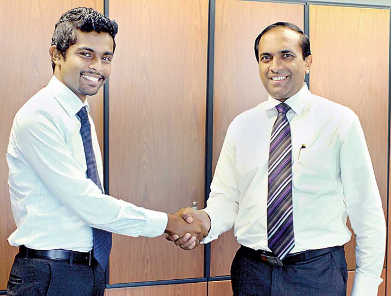 Arfath-Saleem-and-CEO-Rajeeva-Bandaranaike