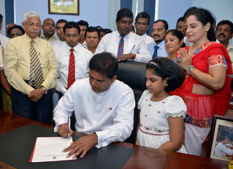 Media-Minister-Gayantha-Karunathilaka-Assumed-Duties