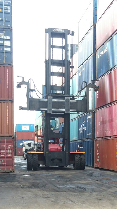 LIL---Kalmar-Double-Stacker