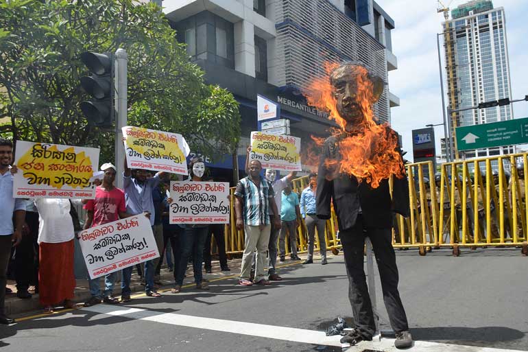 Protest-against-US-embassy-Pic-by-Shehan-Gunasekara