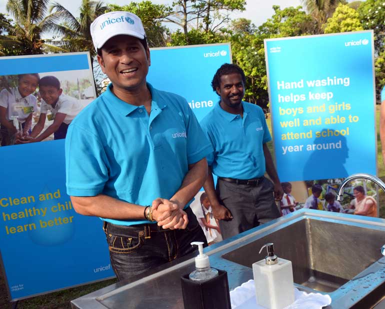 Sachin-&--Murali-together-to-prmote-Hygiene-and-Sanitation