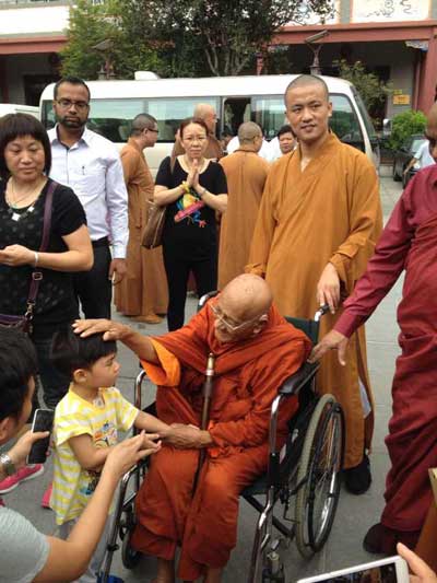 sri-Lanka-Buddhist-delegation2