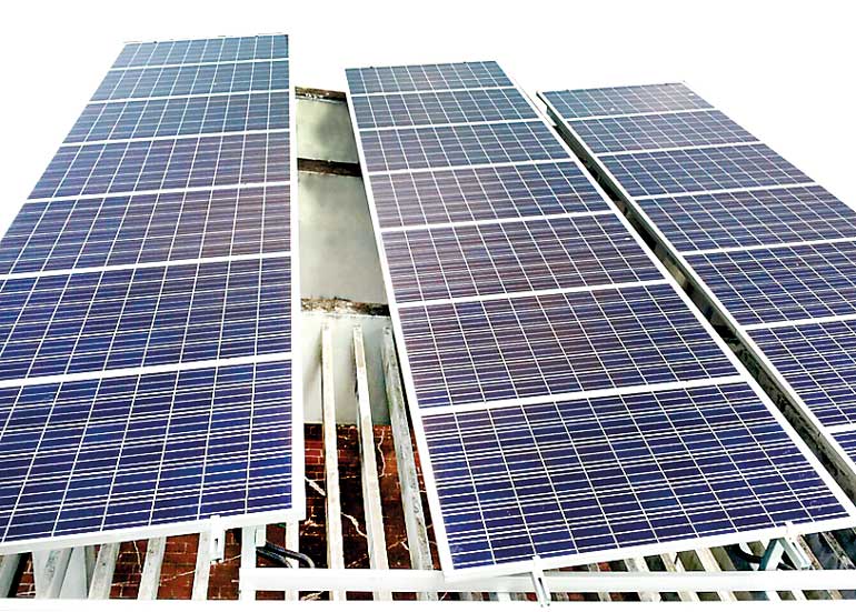 lead-Solar-powered-banking