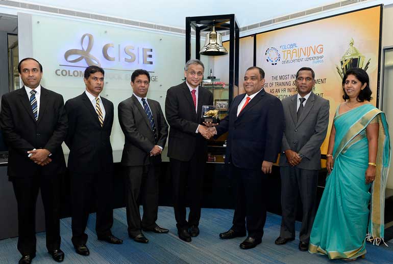 NEW-LEAD-Sampath-Bank-PLC-Opens-Trading-at-CSE---(1)