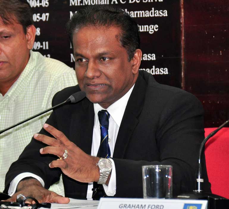 lead-Sri-Lanka-Cricket-President-Thilanga-Sumathipala-(2)