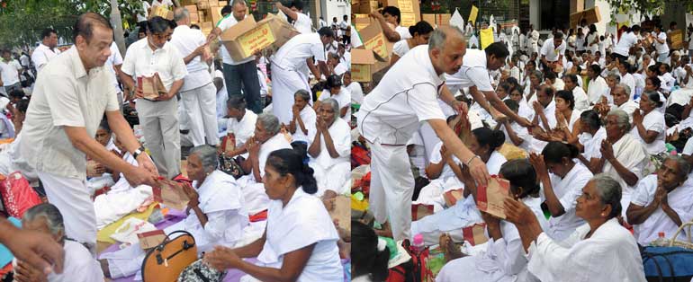 Peoples-Bank-Alms-giving