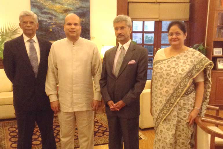 With-Foreign-Secretary-Dr-S--Jayashanker-and-Jt-Secretary-Ms-R-Pall