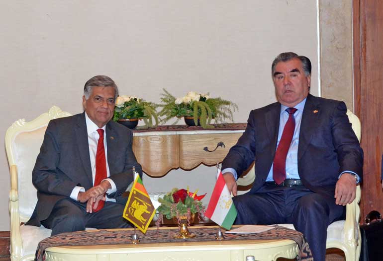 Prime-Minister-with-Tajikistani-President-Emomali-Rahmon