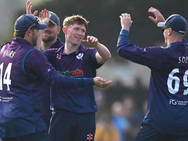 බංග්ලාදේශයේ ස්ථානය ස්කොට්ලන්තයට