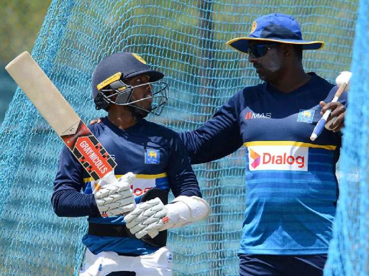 ප්‍රධාන පුහුණුකරු තනතුර අවිශ්ක ගුණවර්ධනට