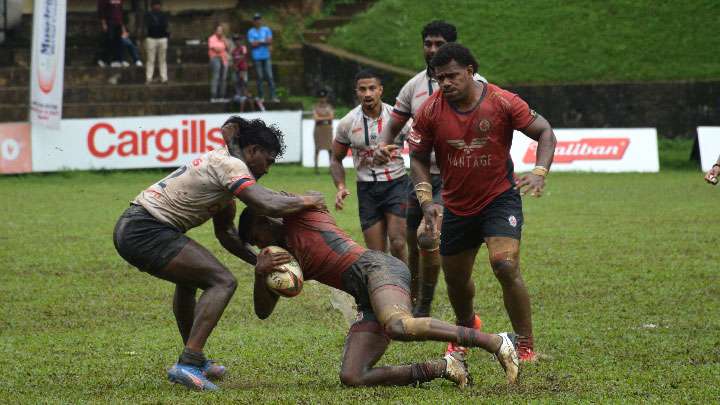 සී.ආර්. පීලට 25-20 ක තියුණු ජයක්