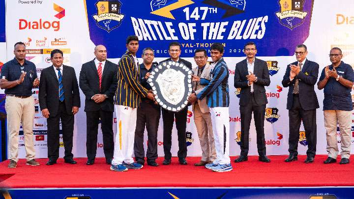 ජේඩ්න් ශතකයකින් තෝමසුවන් පිනවයි