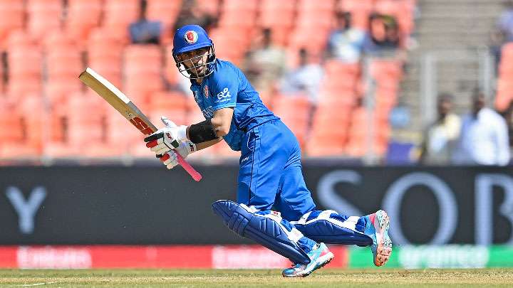 දකුණු අප්‍රිකානුවෝ දෙවැනි සුපිරි ඕවරයේදී ජයගනිති