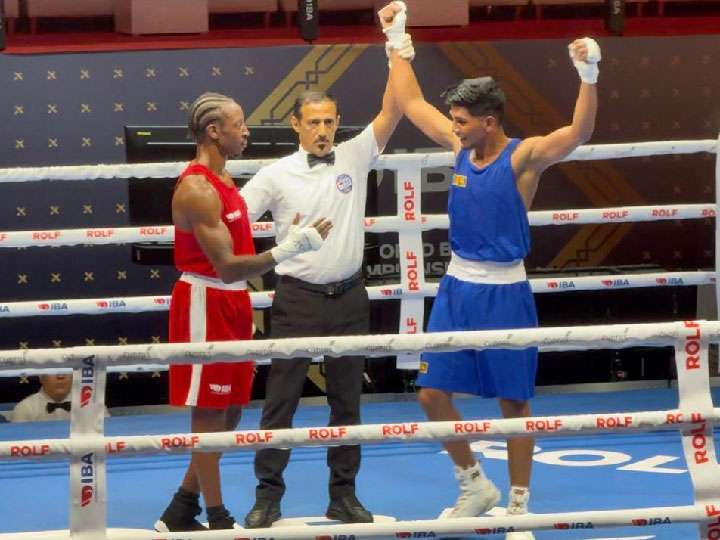 මොහොමඩ් උසෙයිත් පළමු ජය ලබයි