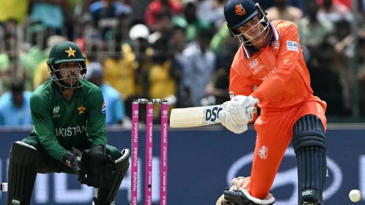 පාකිස්තානුවෝ නූලෙන් බේරෙති