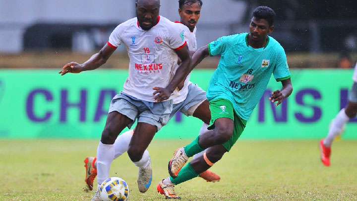 ගියවර ශූරයෝ පතුලටම ලංගමත් කොට උඩ