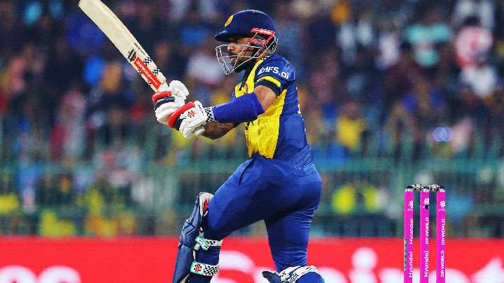 කමිඳු - කුසල් එක්ව සායම බේරා ගනිති