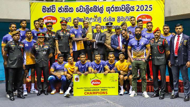 ආධුනික පිරිමි ශූරයන්ට තිළිණ  ප්‍රදානය විමර්ශනයෙන් පසුව