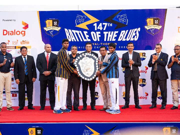 ජේඩ්න් ශතකයකින් තෝමසුවන් පිනවයි