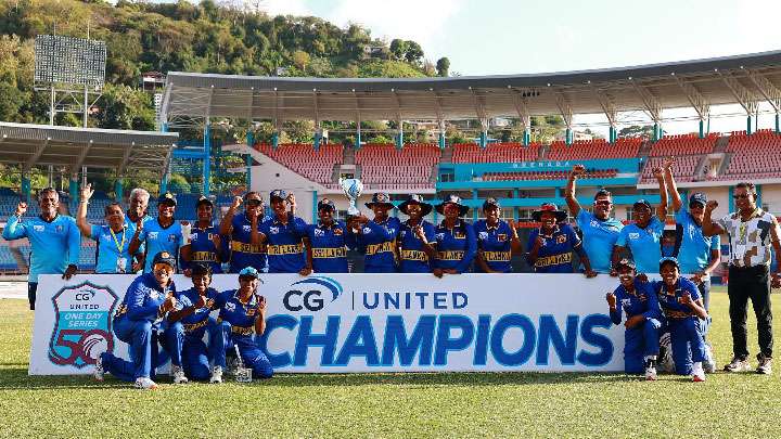 ශ්‍රී ලංකා ක්‍රීඩිකාවෝ 2-1 කින්  කොදෙව් කාන්තා පිල පරදවති