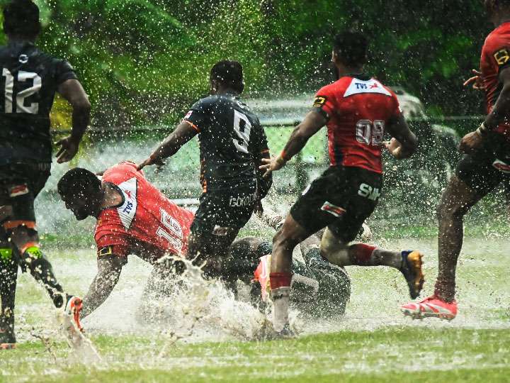 සී.ආර්. පිල වැස්සේ සටන ජයගනී