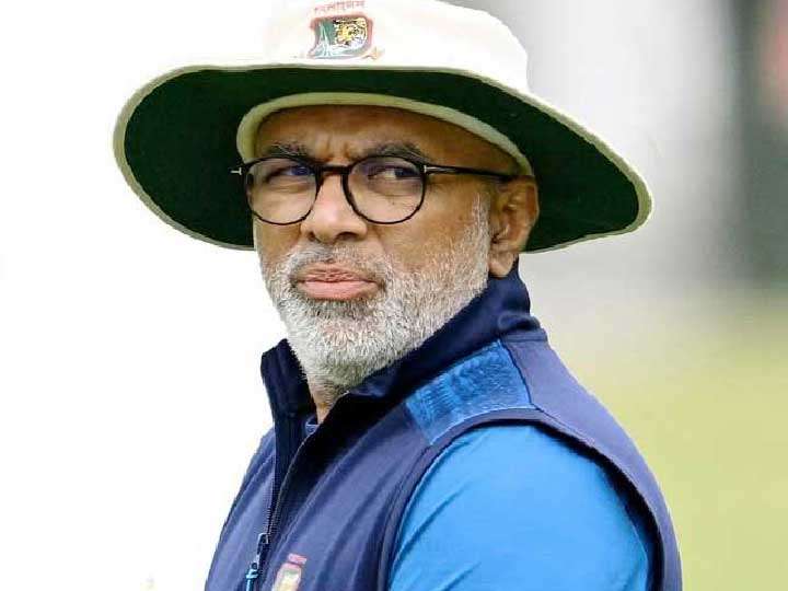 හතුරුසිංහට ක්‍රිකට් ආයතනයෙන්  කෝටි හයක වන්දියක්