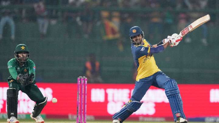 ශ්‍රී ලංකාව සටනක් දී අවසන් තරගයත් පරදී