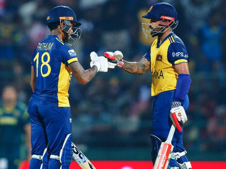 ශ්‍රී ලංකාව සුපිරි 8 දෙනා අතරට යද්දී ඕස්ට්‍රේලියානුවන් ඉවතට විසිවීමේ එළිපත්තට