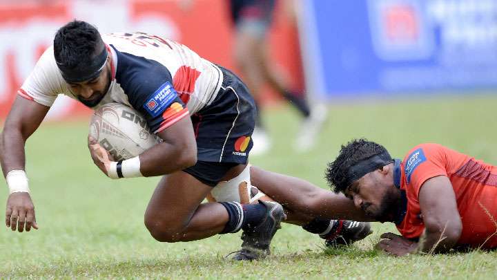 මහනුවර - සී.ආර්. තරගය කොන්දේසි මැද