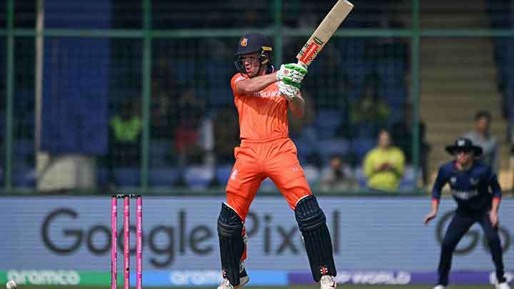 නෙදර්ලන්තයට කඩුලු 7 ක පහසු ජයක්