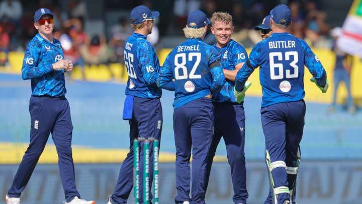 එංගලන්තය තරගාවලිය සමකරයි