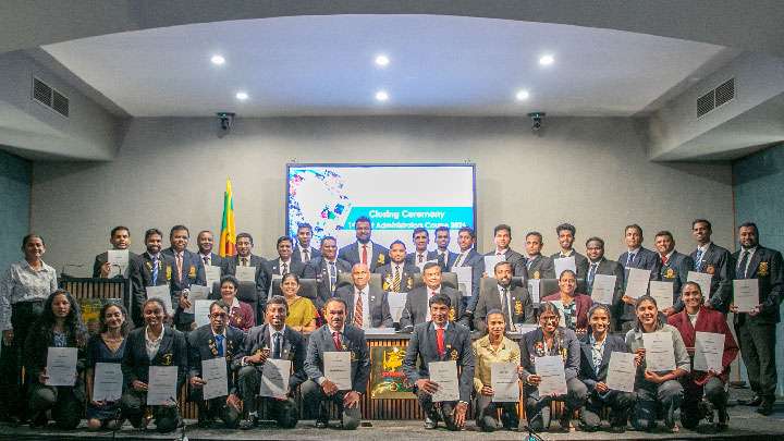 ක්‍රීඩා පරිපාලනය ගැන පුහුණුව ලබා විසිර යති