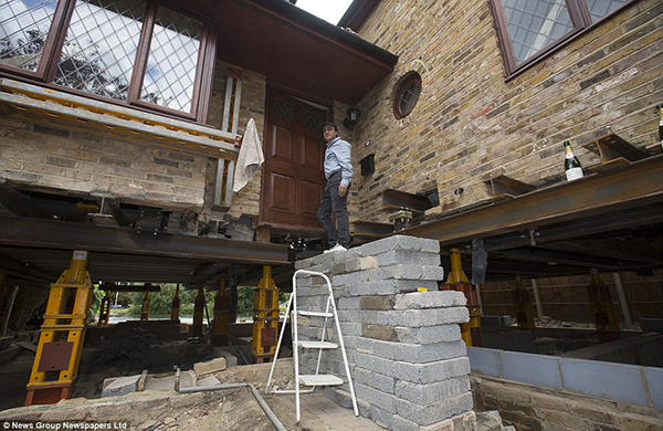 1409541554613_Image_galleryImage_Yaron_Ivry_at_his_home_in