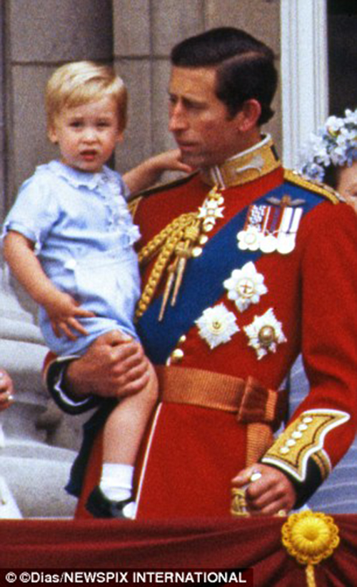 29968C5600000578-0-Prince_William_was_a_toddler_in_his_dad_Prince_Charles_arms_when-a-69_1434237971699