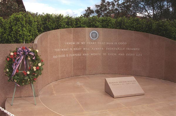 The_Reagan_Library_memorial_site_where_President_Reagan_was_buried