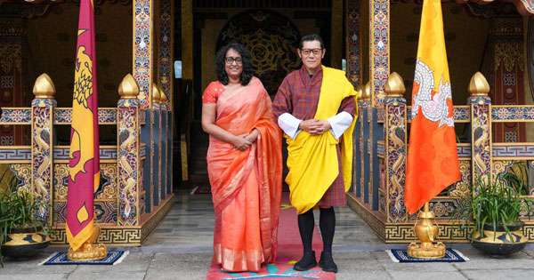 අගමැතිනිය භූතාන රජු හමුවෙයි